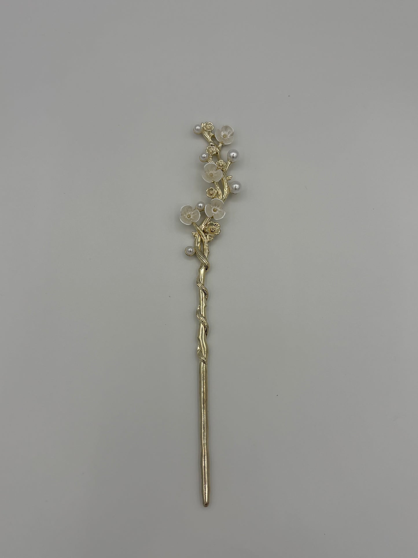 Pearl Lapel Pin