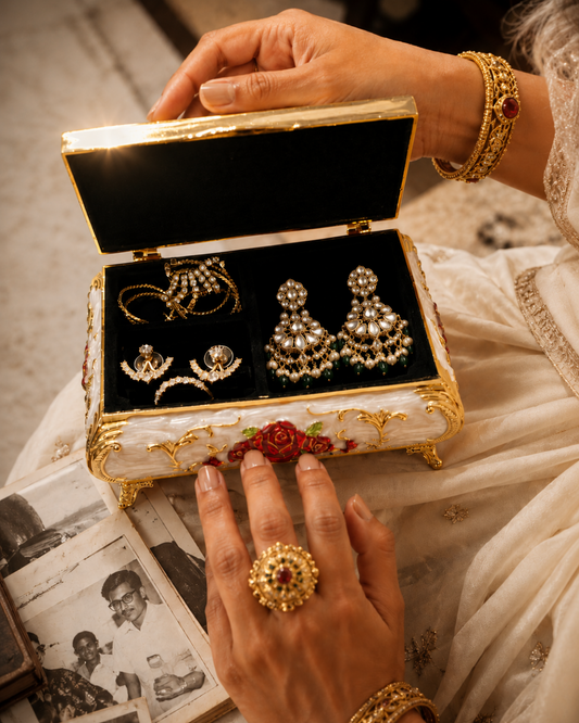 Antique Jewellery Box