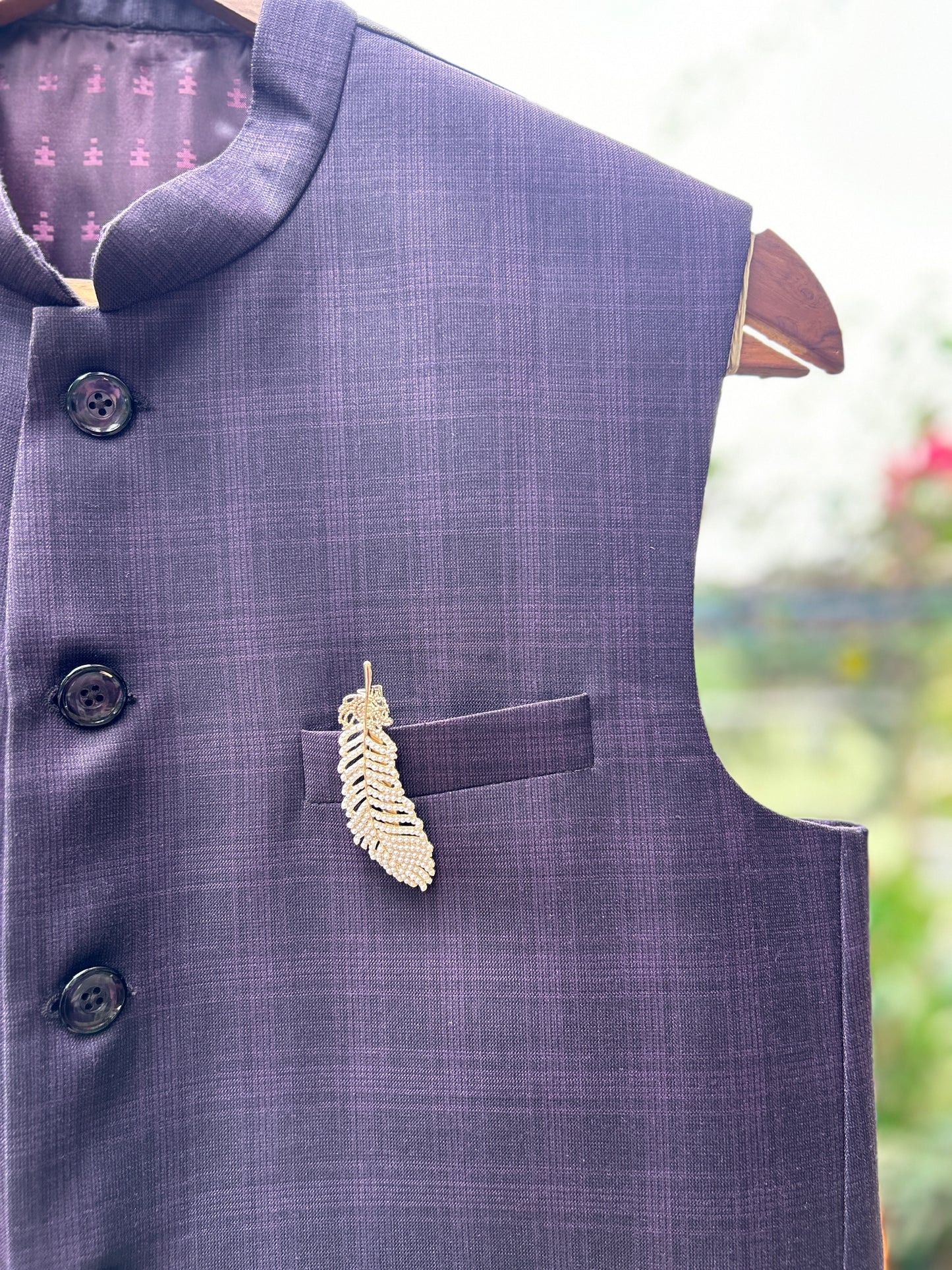 Leaf Broach