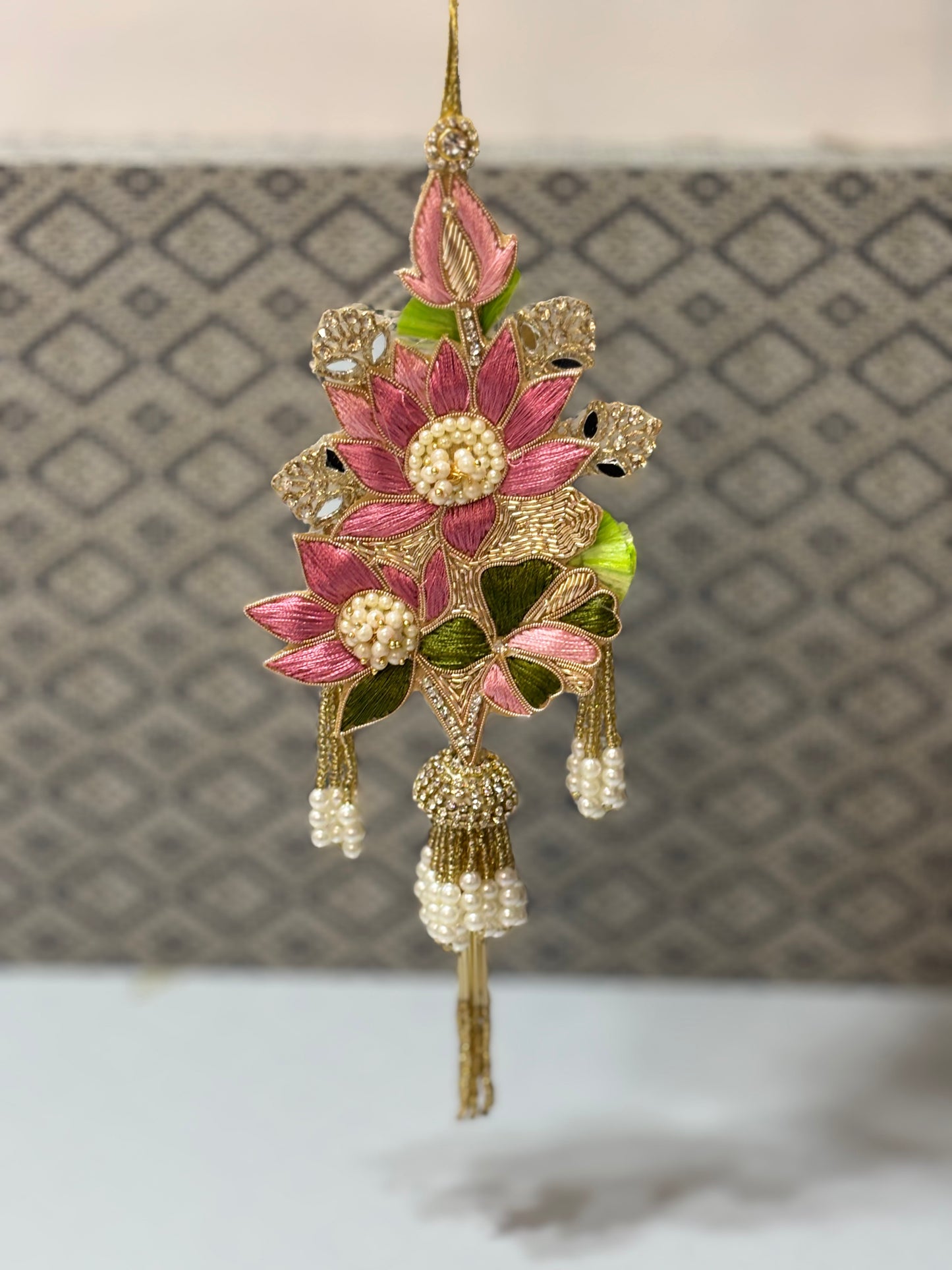 Signature Flower Bunch Luma - Pure Handworked
