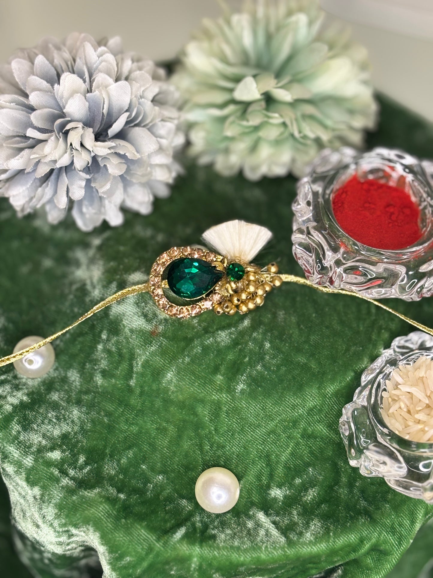 Emerald Rakhi