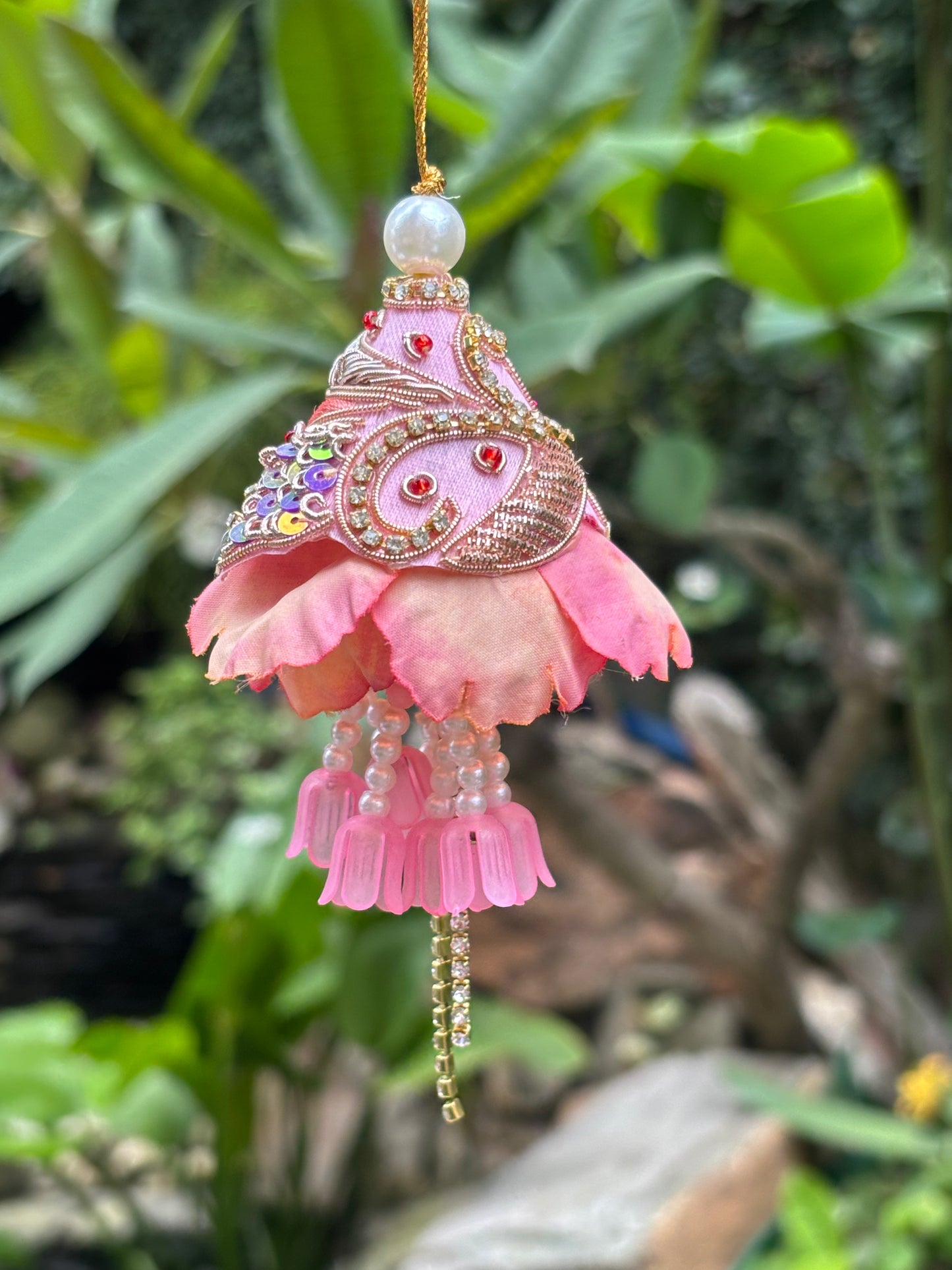 Pink Traditional Lumba with Flower Frill
