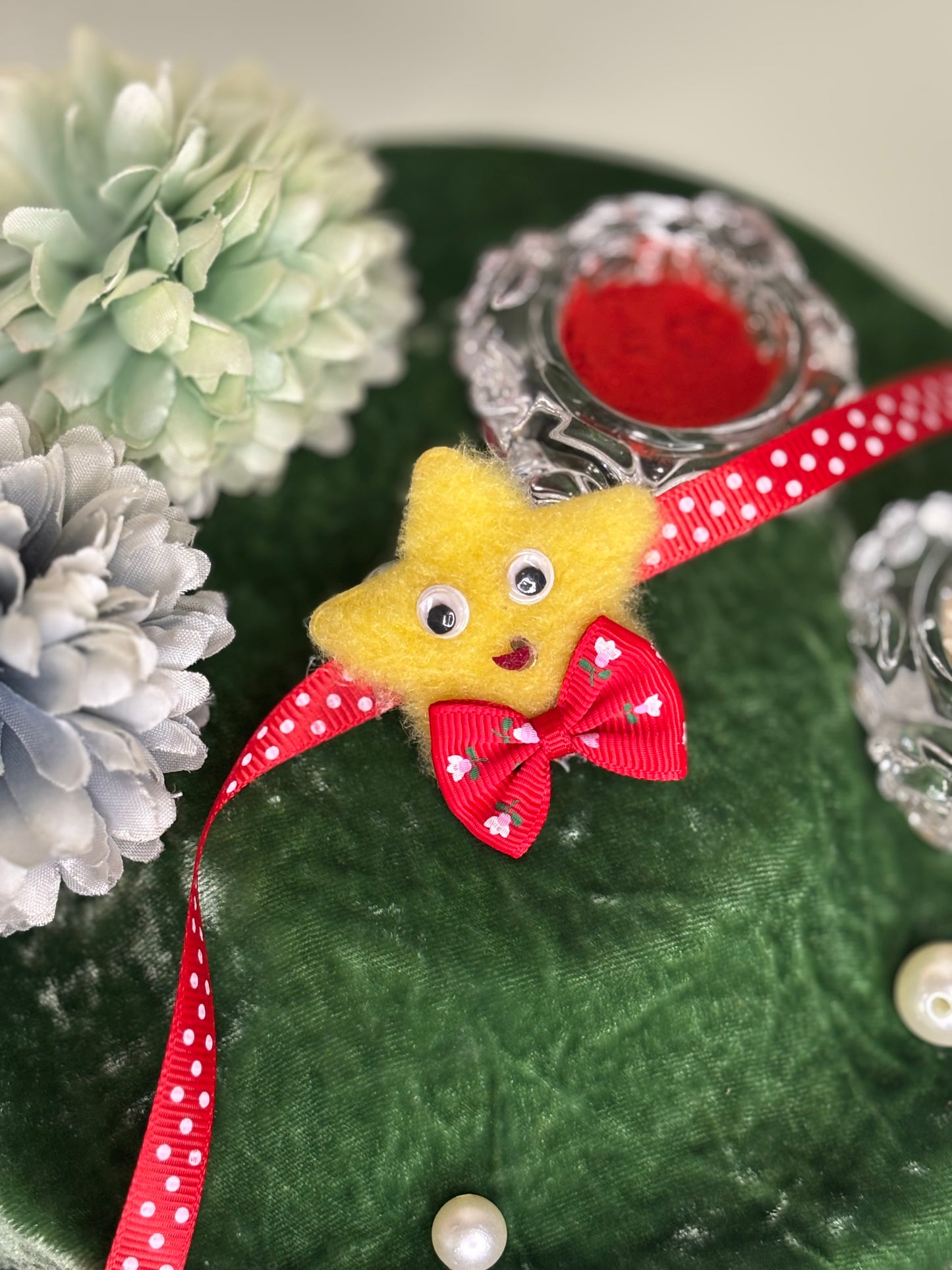 Star is Born Rakhi