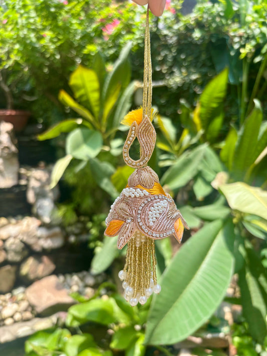 Yellow & Pearl Lumba