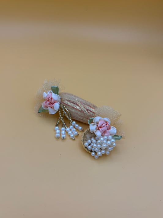 Gat-Nariyal Pair in Beige