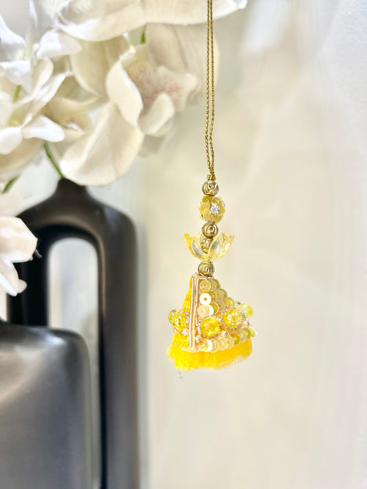 Bright Yellow Basic Lumba
